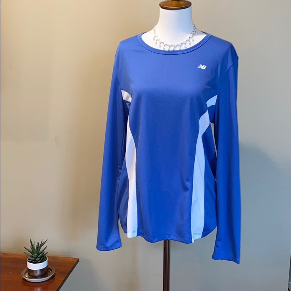 NWT New Balance athletic long sleeve